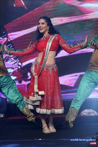Sunny Leone Hot Latest Stills