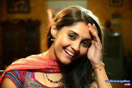 Surabhi latest Stills - World Cinema Gallery