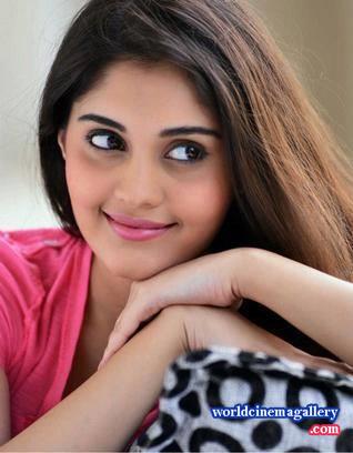 Surabhi latest Stills - World Cinema Gallery