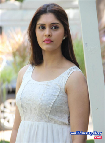 Surabhi latest Stills - World Cinema Gallery