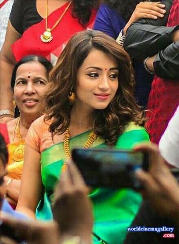 Trisha Hot Stills