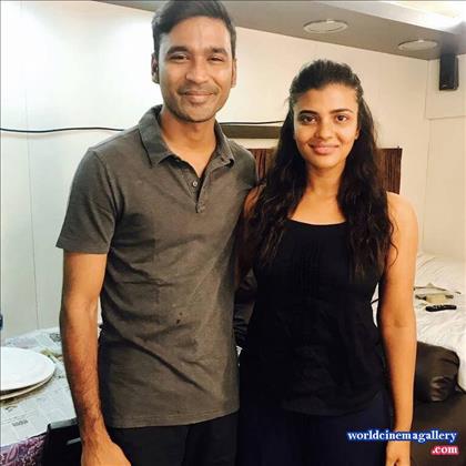 Aishwarya Rajesh Hot Saree Stills