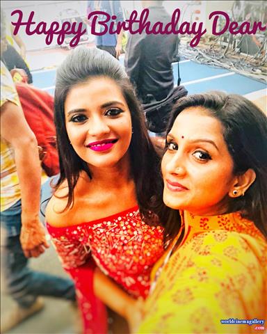 Aishwarya Rajesh Hot Saree Stills