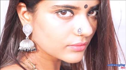 Aishwarya Rajesh Hot Saree Stills