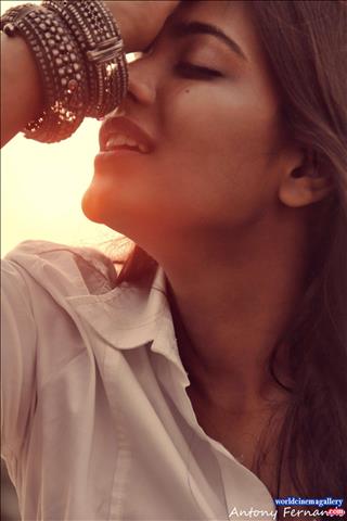 Aishwarya Rajesh Hot Stills