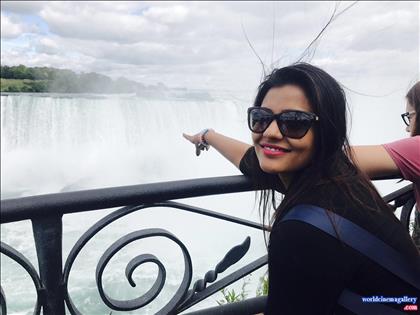 Aishwarya Rajesh Hot Stills