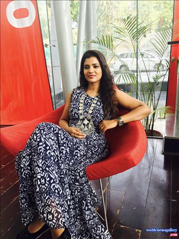 Aishwarya Rajesh Hot Stills