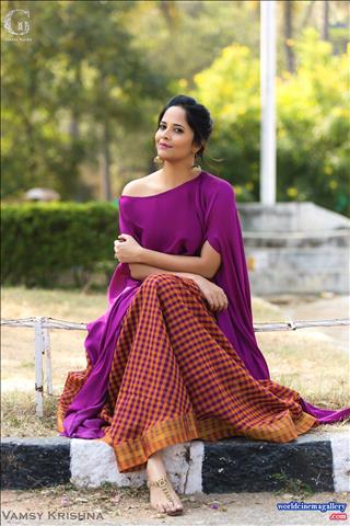 Anasuya Latest stills at Jabardast Show