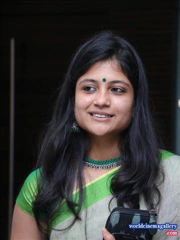 Aruvi Heroine Aditi Balan Photo Stills