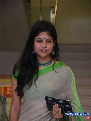 Aruvi Heroine Aditi Balan Photo Stills