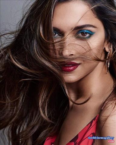 Deepika Padukone latest hot stills