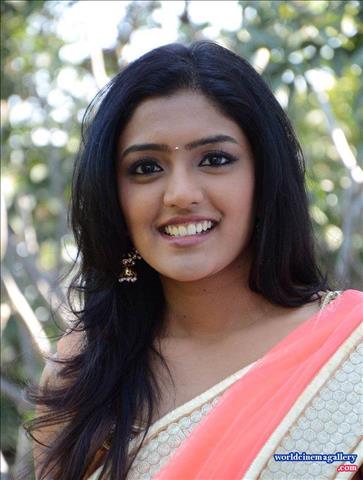Eesha Rebba latest saree stills