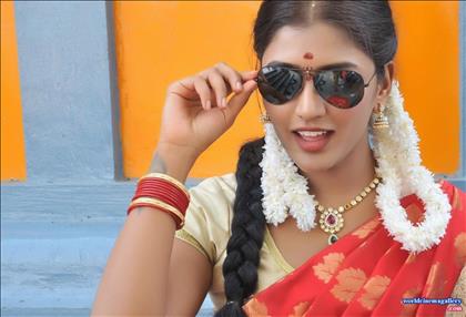 Eesha Rebba latest stills at maaya mahal