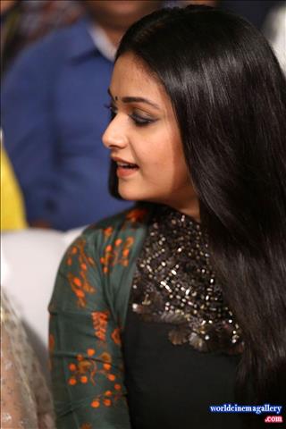 Keerthy Suresh Stills at Thaanaa Serndha Koottam