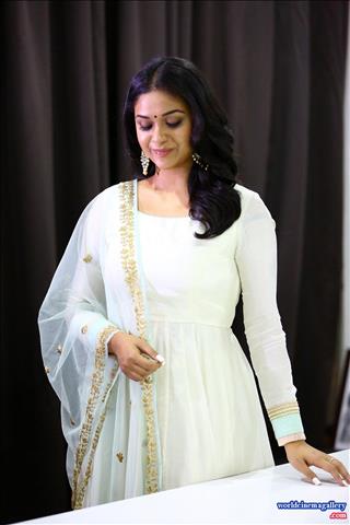 Keerthy Suresh Stills at Thaanaa Serndha Koottam