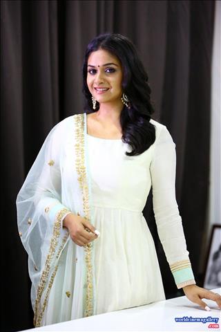 Keerthy Suresh Stills at Thaanaa Serndha Koottam