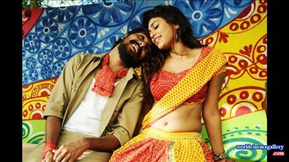 Manisha Yadav Hot Stills in Trisha  illaina Nayanthara 