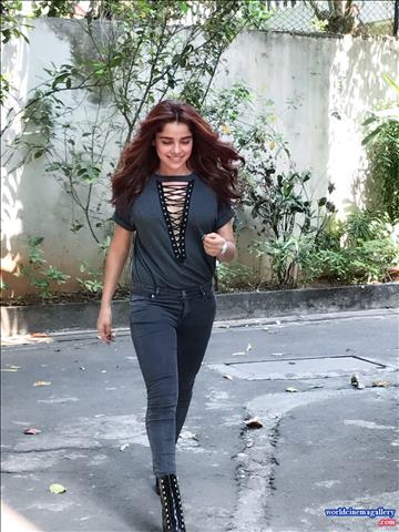 Pia latest Hot Stills
