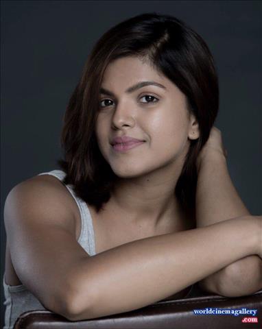 Pooja Devariya Hot Stills