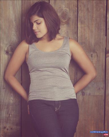 Pooja Devariya Hot Stills