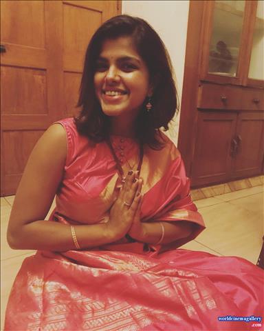 Pooja Devariya Hot Stills