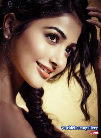 Pooja hedge Latest Stills