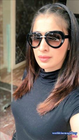 Raai Lakshmi Hot Stills