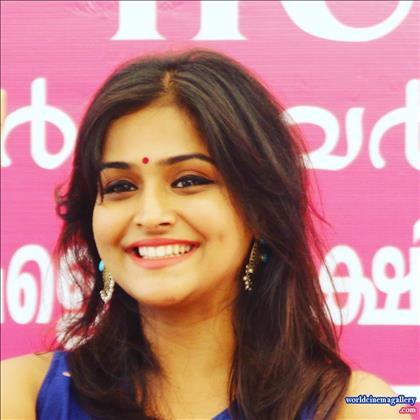 Ramya nambisan Cute Stills