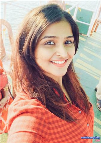 Ramya nambisan Cute Stills