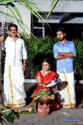 Shalini Pandey Pongal celebration in Red Saree