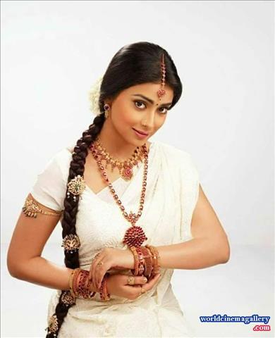 Shriya Saran white Saree stills