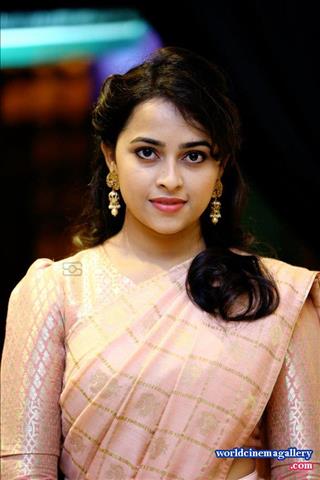 Sri Divya Saree Stills