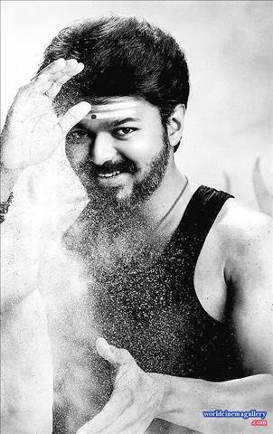 Vijay Stills at Vikatanawards 2018