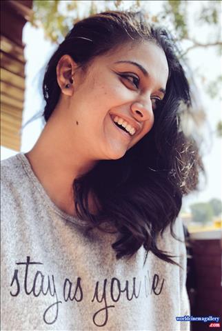 Keerthy Suresh Stills at Thaanaa Serndha Koottam