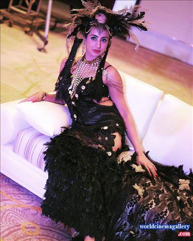 Sanjjana Galrani Hot Stills