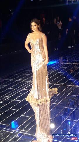 Shriya Hot Cleavage Stills