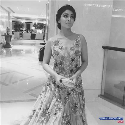 Shriya Saran in VRK Silks Saree Stills