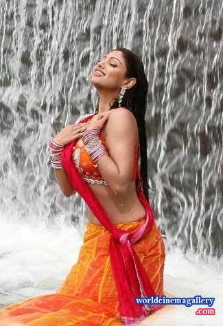 Akanksha Puri Hot Stills