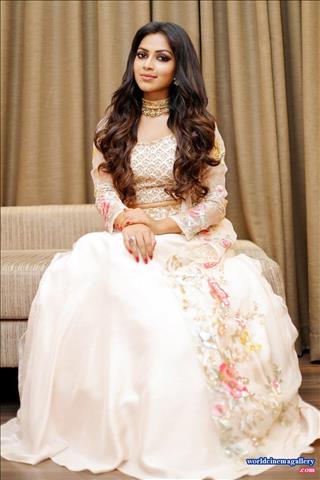 Amala Paul Latest PhotoShoot
