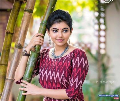 Athulya Ravi Latest Stills 