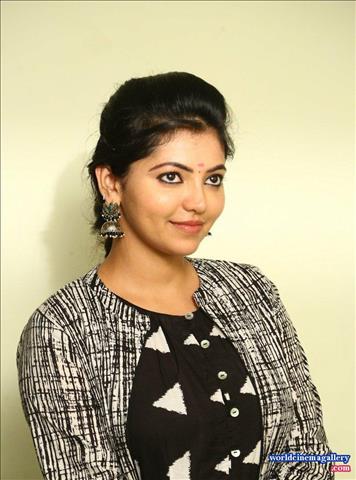 Athulya Ravi Latest Stills 