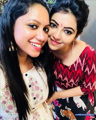 Athulya Ravi Latest Stills 