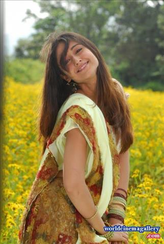 Ileana D'cruz Araku movie Stills