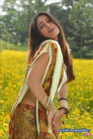 Ileana D'cruz Araku movie Stills