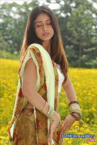 Ileana D'cruz Araku movie Stills