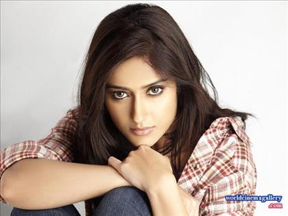 Ileana D'cruz Hot Bikini Stills