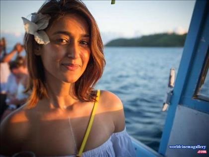 Ileana D'cruz Hot Bikini Stills