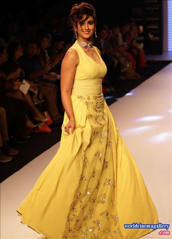 ileana d'cruz Ramp Walk Stills At IIJW 2015