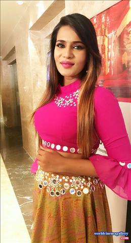 Meera Mitun from Thana Serntha kootam Stills