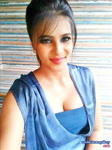 Meera Mitun from Thana Serntha kootam Stills